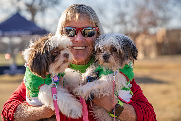 01269Bedford Tree-Pet 12-7-19